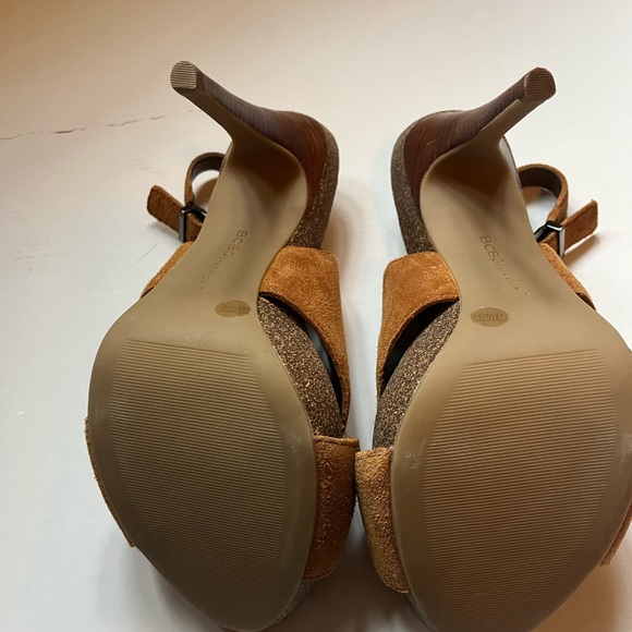 BCBGeneration NWOT, suede slingback platform heels. - Picture 5 of 8